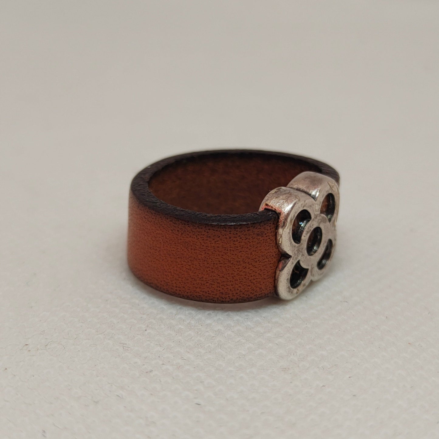 Anillo baldosa Barcelona plateado