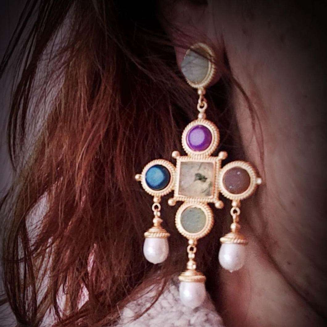 Pendientes largos con piedras de colores - Evam Joies