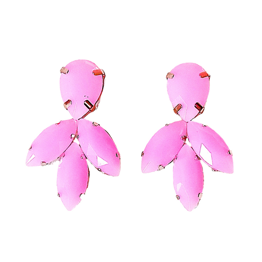 pendientes formados por 4 piedras ovaladas de color rosa en forma de rama