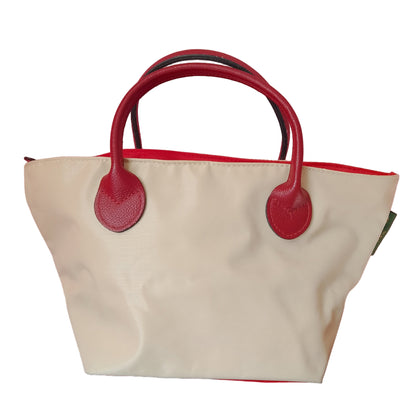 bolso crudo y rojo de frente