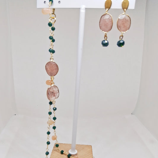 conjunto gargantilla pedrería y pendientes